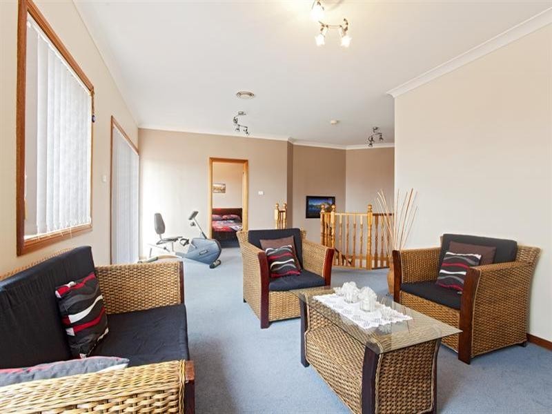 West Hoxton NSW 2171