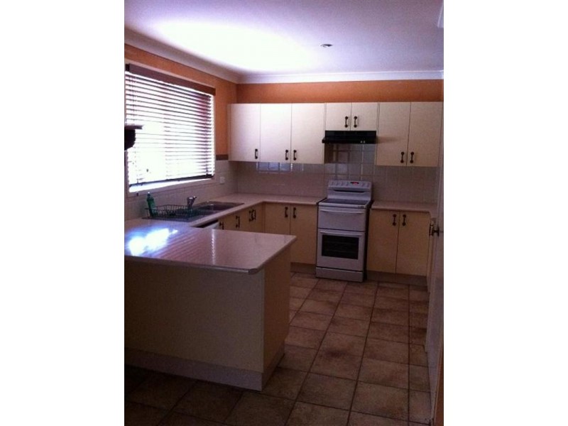 10 Tilpa Place, Hoxton Park NSW 2171