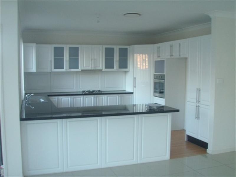 4 Tathra Avenue, Prestons NSW 2170