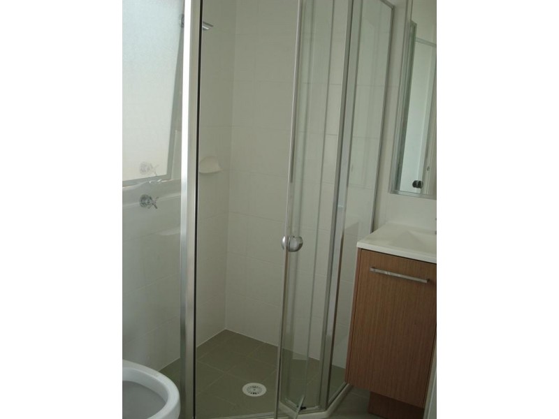 9 Garret Lane, Middleton Grange NSW 2171