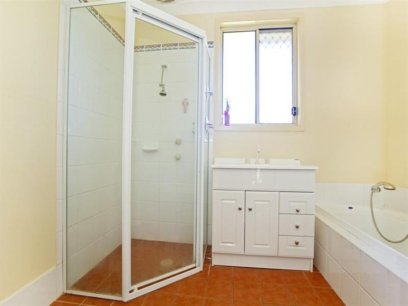 West Hoxton NSW 2171