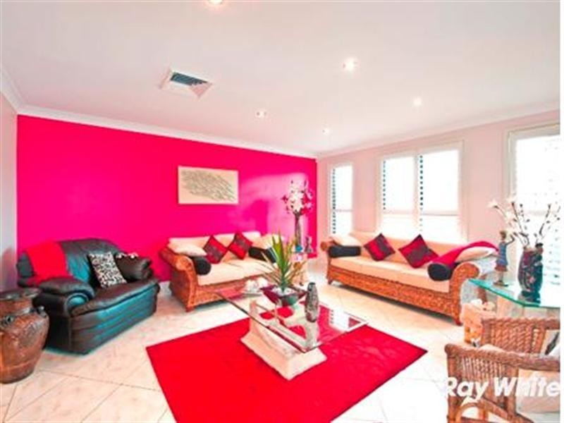 30 Kendall Drive, Casula NSW 2170