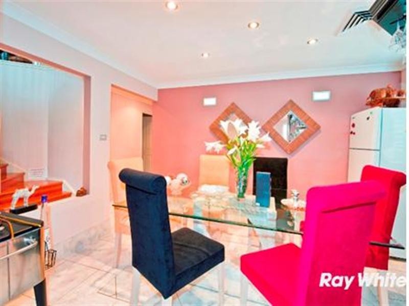 30 Kendall Drive, Casula NSW 2170