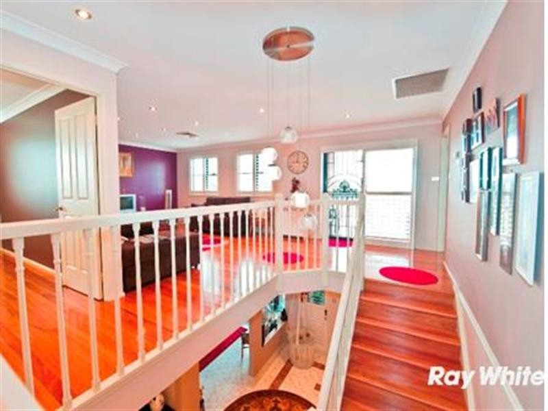 30 Kendall Drive, Casula NSW 2170