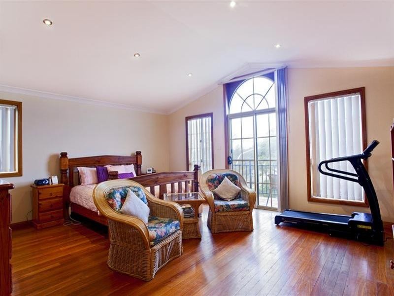 West Hoxton NSW 2171