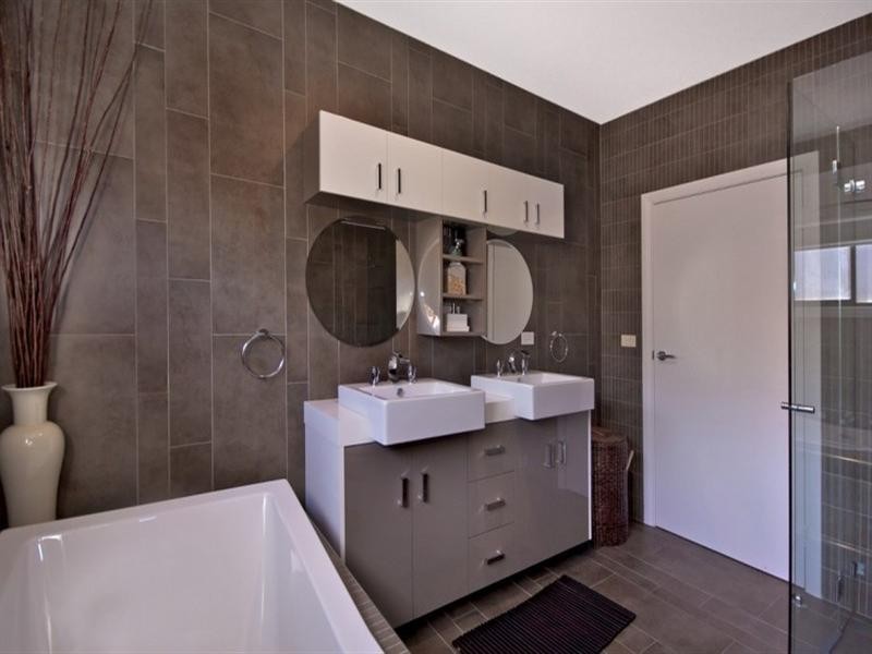 14 Pontville Close, West Hoxton NSW 2171