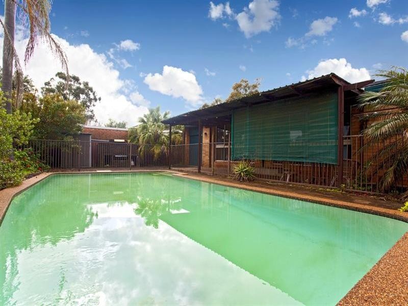 9 Clarence Street, Macquarie Fields NSW 2564