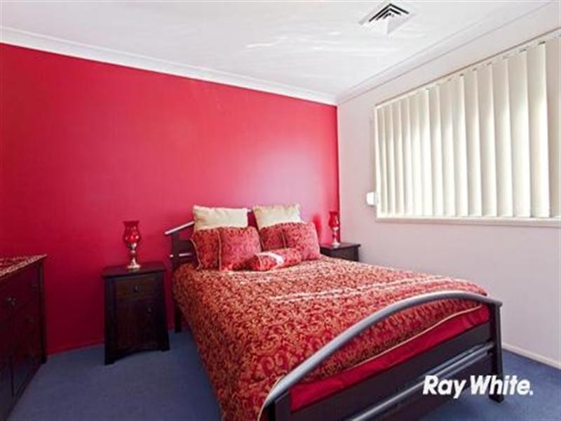 West Hoxton NSW 2171