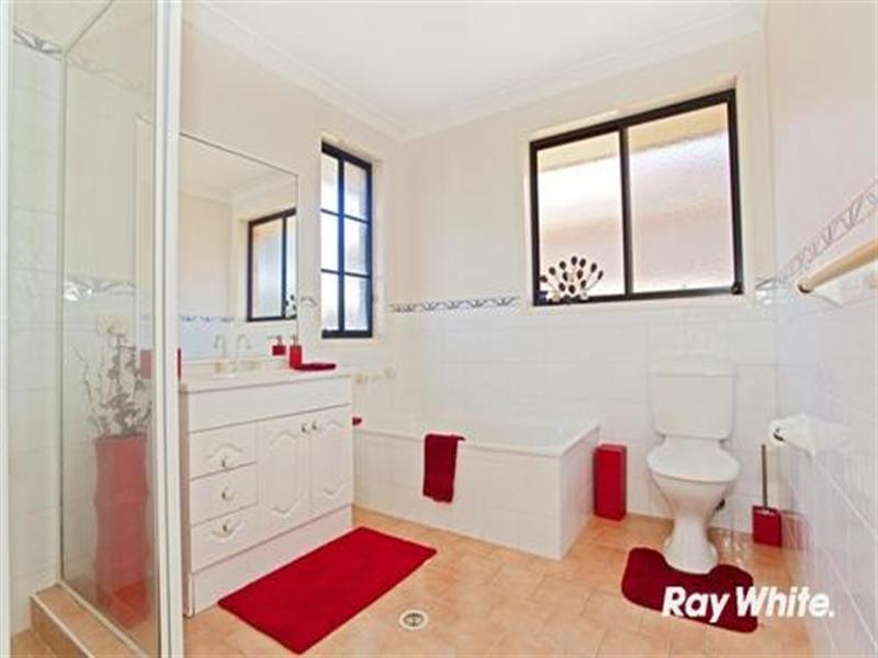 West Hoxton NSW 2171