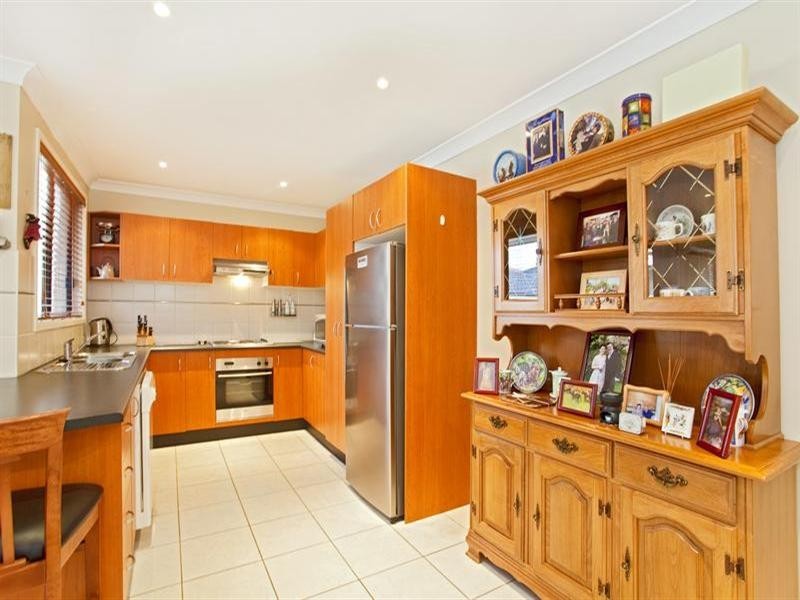 37 Burragate Crescent, Prestons NSW 2170