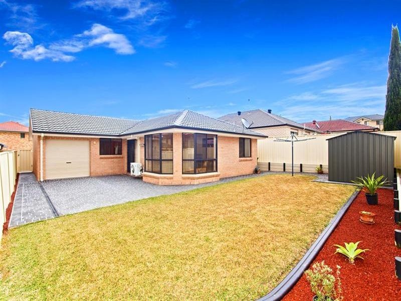 37 Burragate Crescent, Prestons NSW 2170