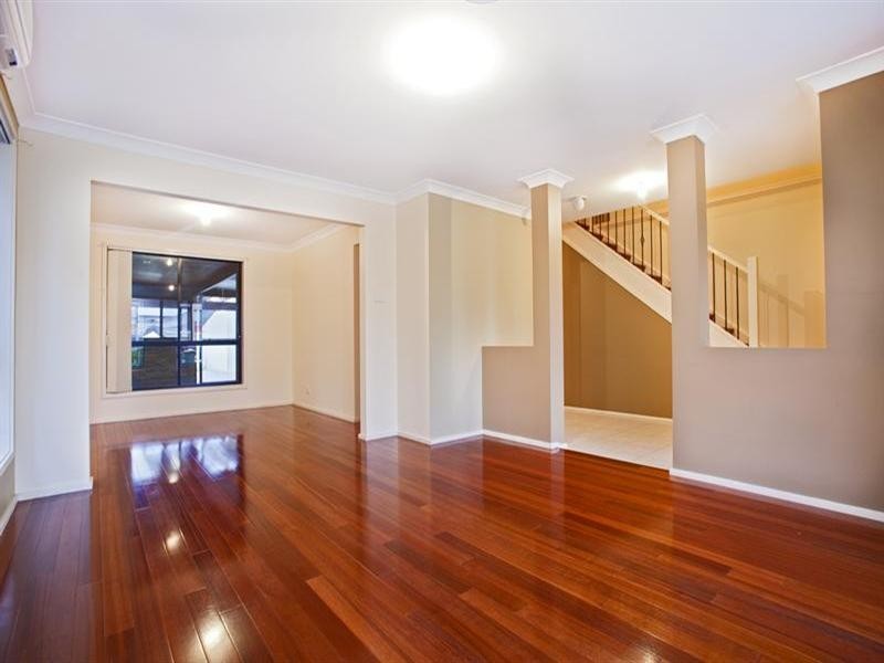 25 Coffs Harbour Avenue, Hoxton Park NSW 2171