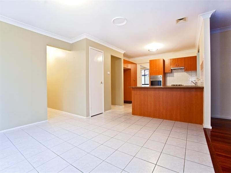 25 Coffs Harbour Avenue, Hoxton Park NSW 2171