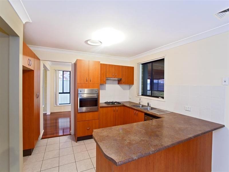 25 Coffs Harbour Avenue, Hoxton Park NSW 2171