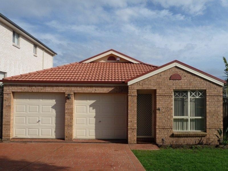 15 Dowling Street, West Hoxton NSW 2171