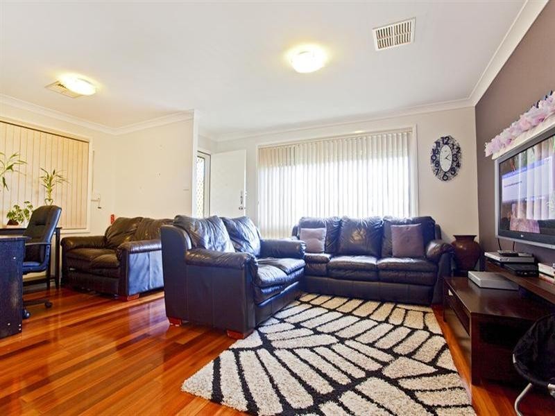 84 Falcon Circuit, Green Valley NSW 2168