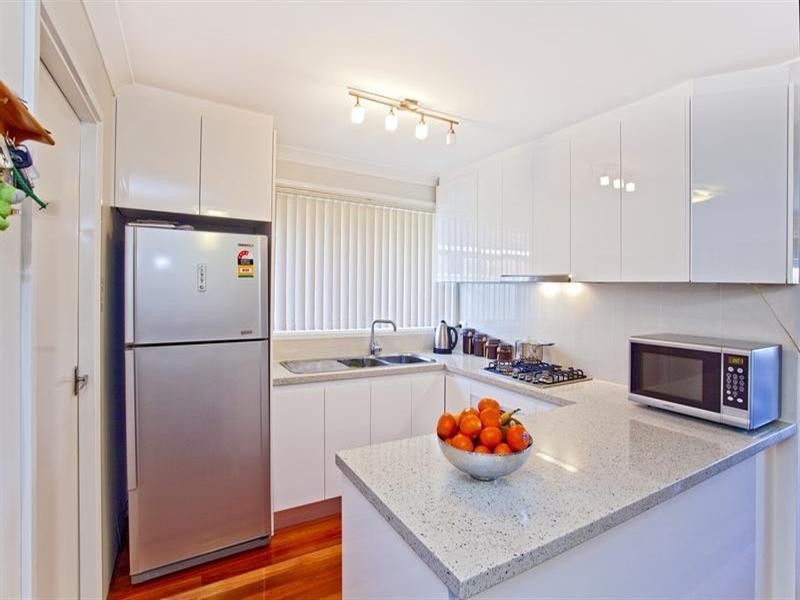 84 Falcon Circuit, Green Valley NSW 2168