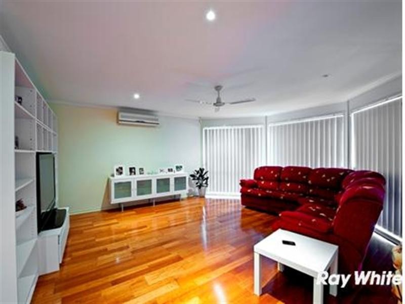 14 Ringarooma Circuit, West Hoxton NSW 2171