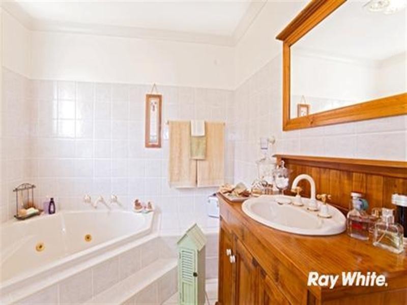 Hoxton Park NSW 2171