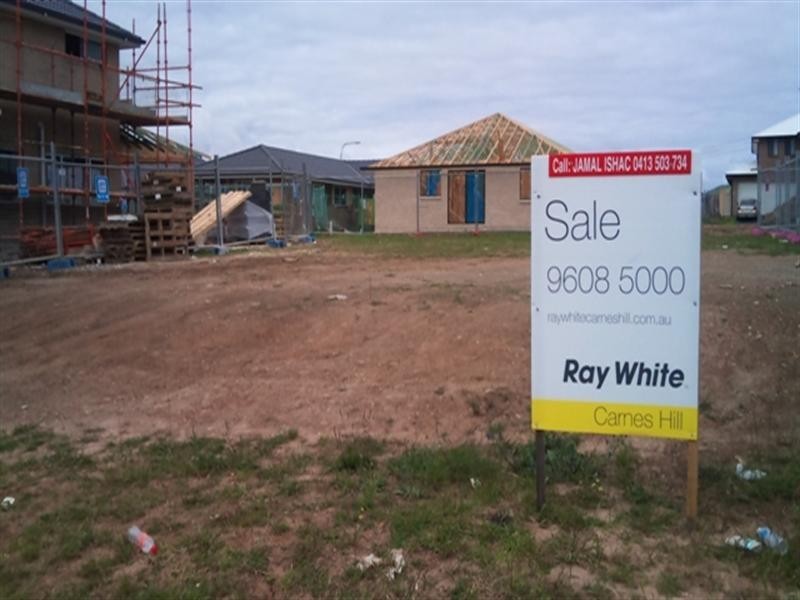 Carnes Hill NSW 2171