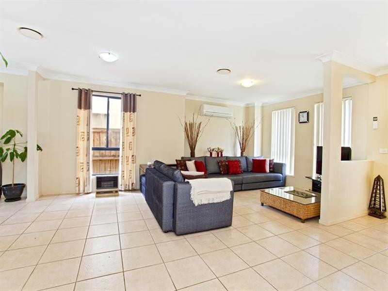 Hoxton Park NSW 2171