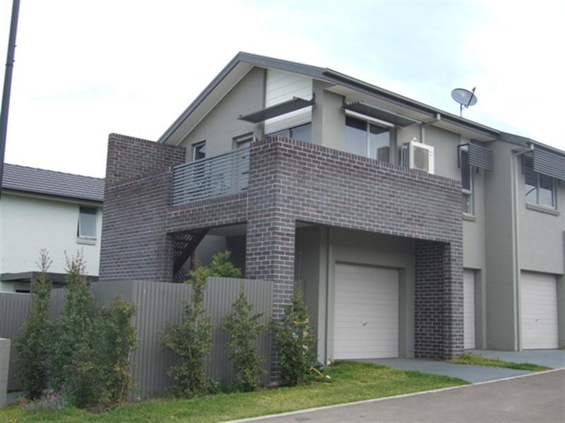 80 Hemsworth Avenue, Middleton Grange NSW 2171