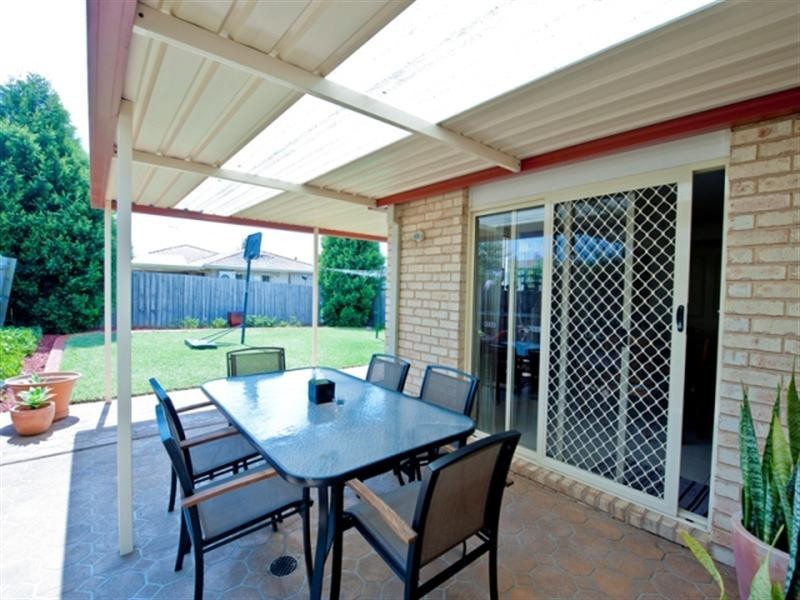 42 Taubman Drive, Horningsea Park NSW 2171
