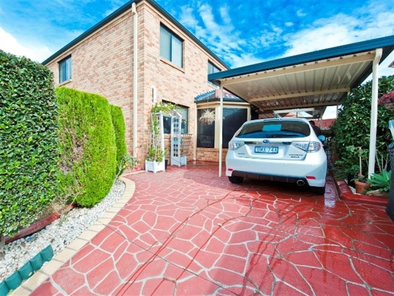 30 Kendall Drive, Casula NSW 2170
