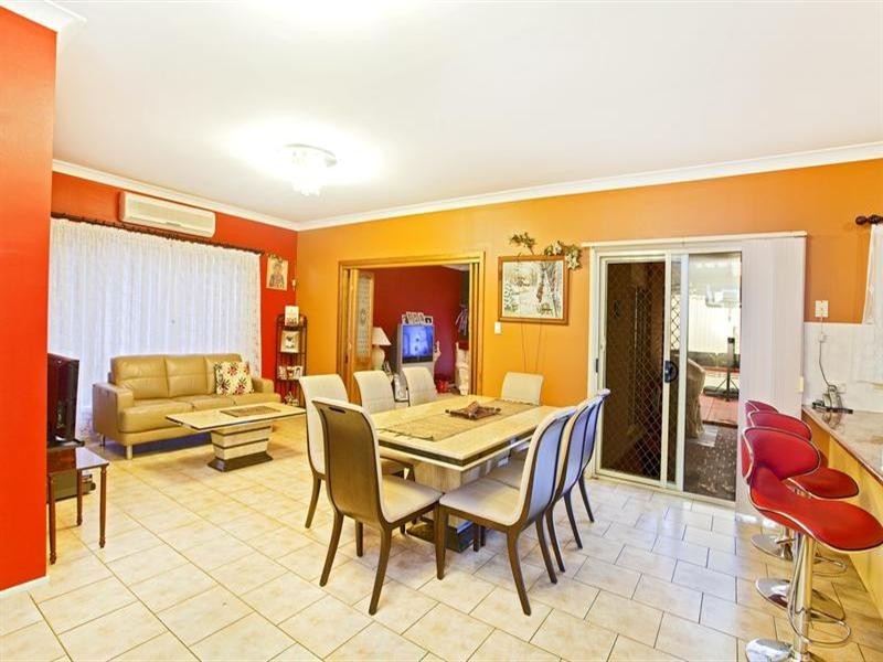 West Hoxton NSW 2171