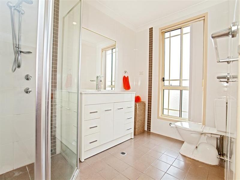 West Hoxton NSW 2171