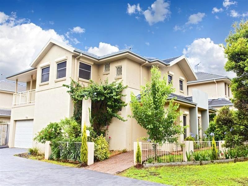 13 Hallen Place, West Hoxton NSW 2171