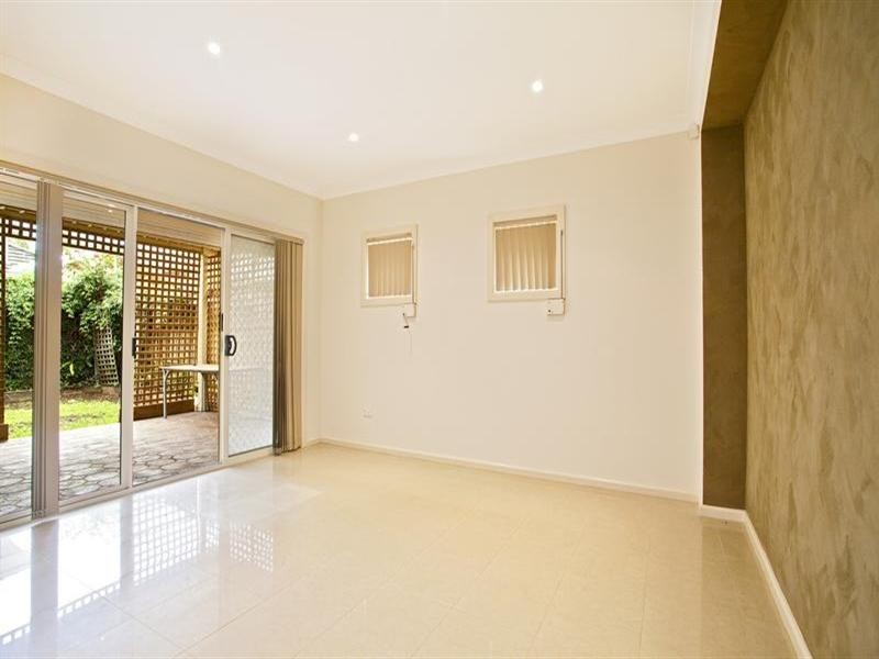 13 Hallen Place, West Hoxton NSW 2171