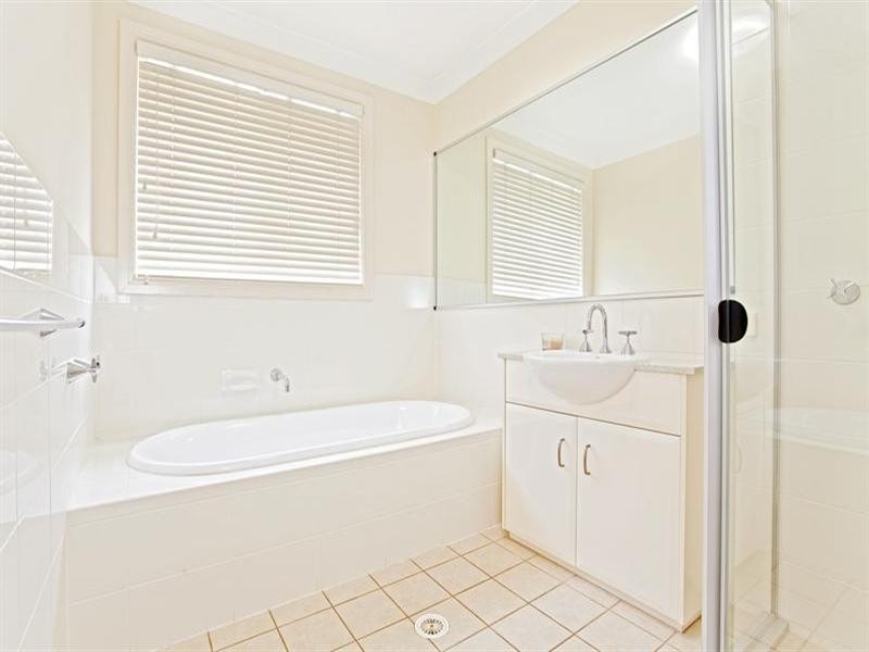 44 Roth Street, Casula NSW 2170