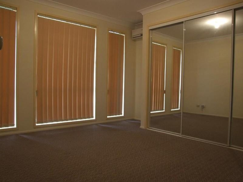 14 Macksville Street, Hoxton Park NSW 2171