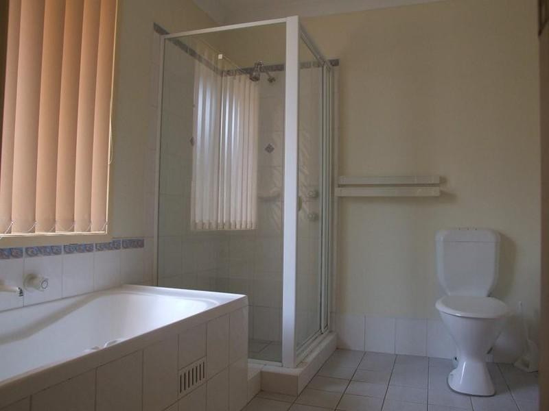 14 Macksville Street, Hoxton Park NSW 2171