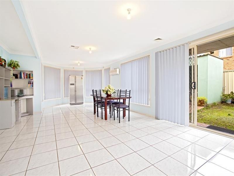 17 Cherry Place, Prestons NSW 2170