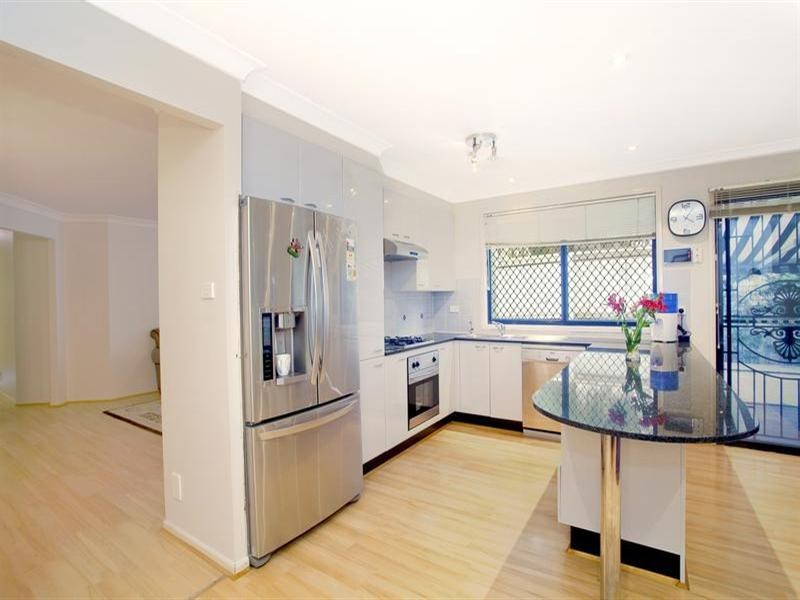 2 Dalmeny Drive, Prestons NSW 2170