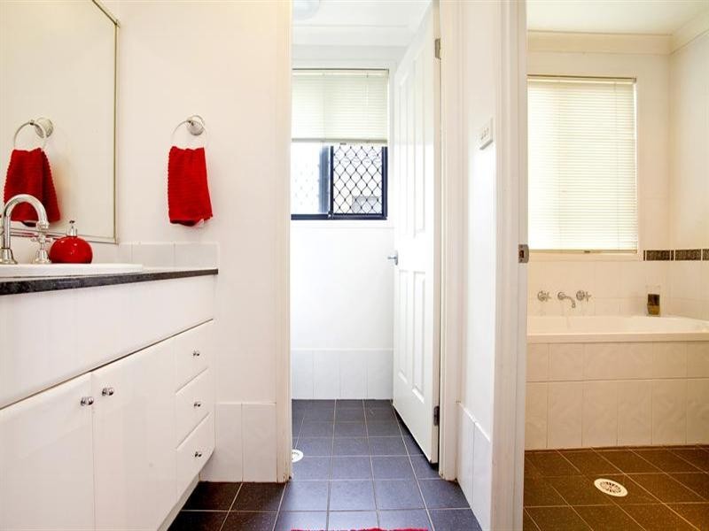 2 Dalmeny Drive, Prestons NSW 2170