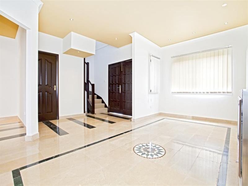 11 Redpa Close, West Hoxton NSW 2171