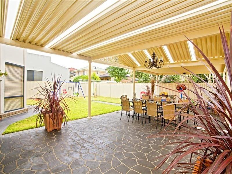 76 Scottsdale Circuit, West Hoxton NSW 2171