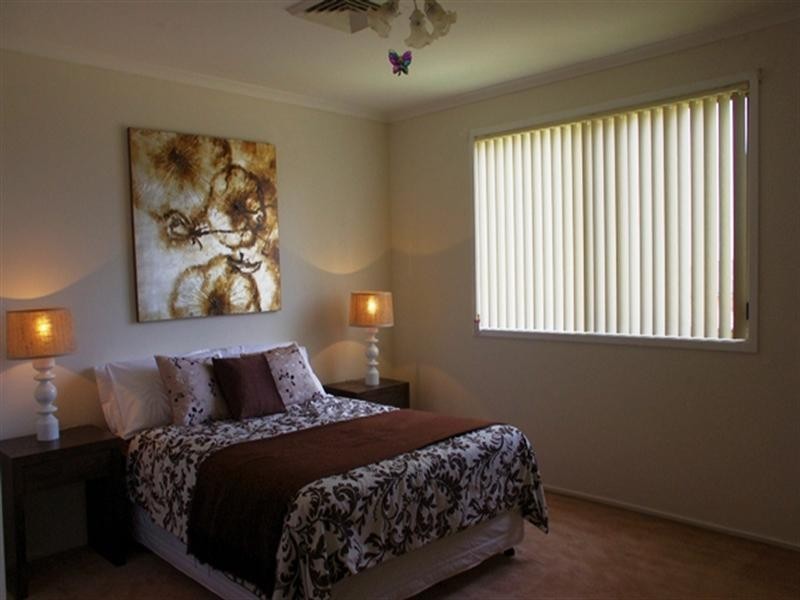 West Hoxton NSW 2171