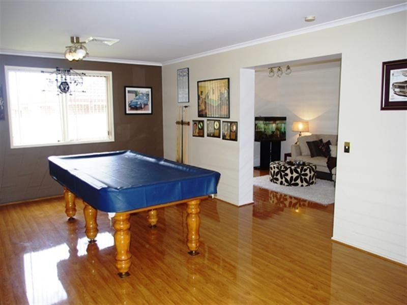 West Hoxton NSW 2171