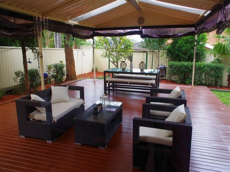 West Hoxton NSW 2171