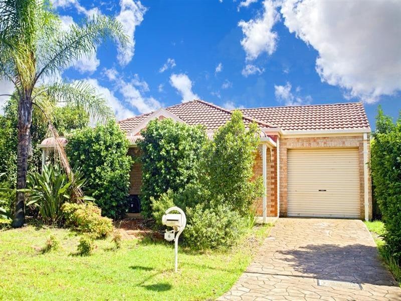 6 Brindabella Drive, Horningsea Park NSW 2171