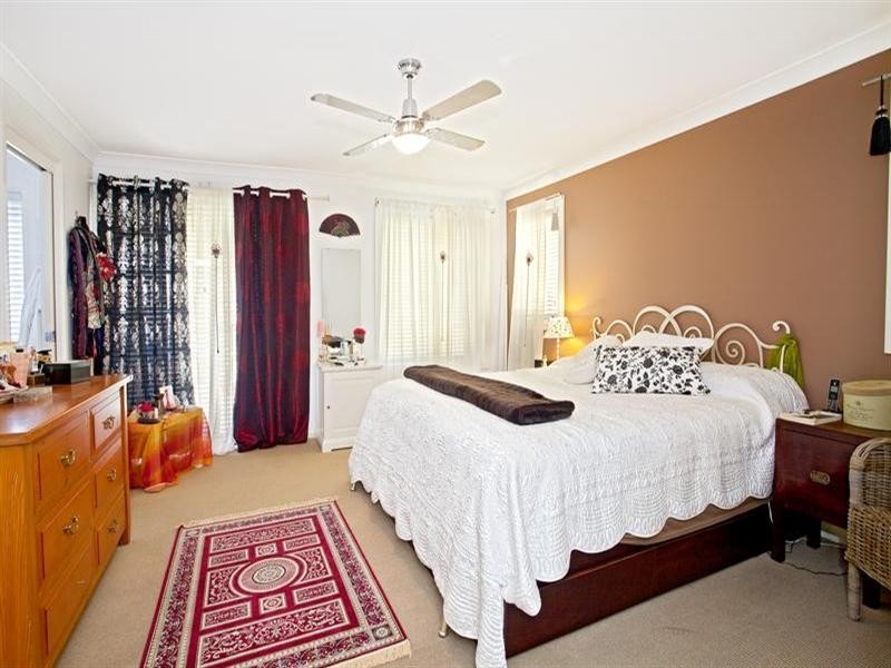 West Hoxton NSW 2171