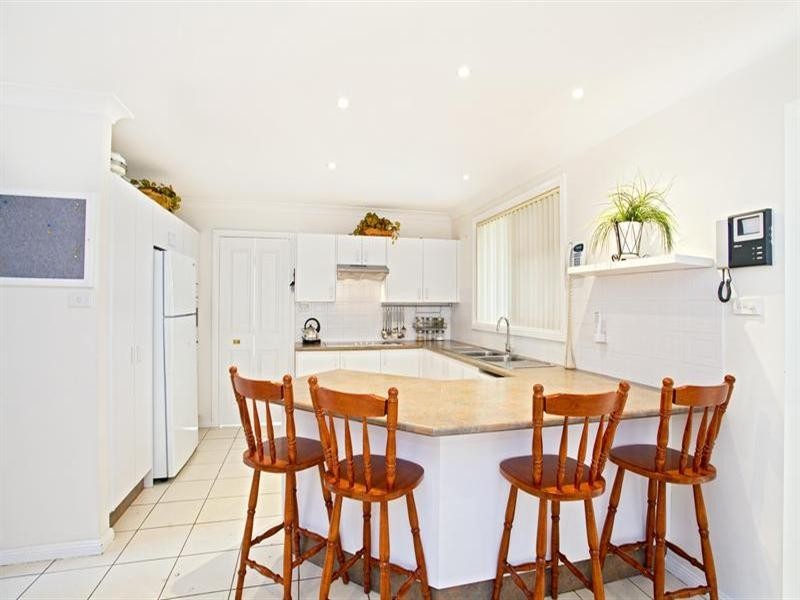 West Hoxton NSW 2171