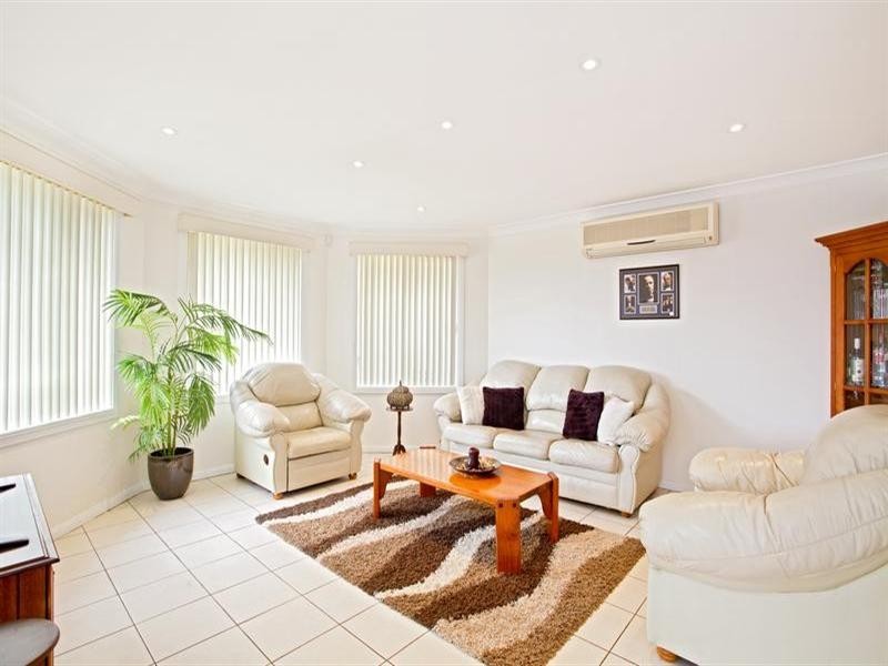 West Hoxton NSW 2171