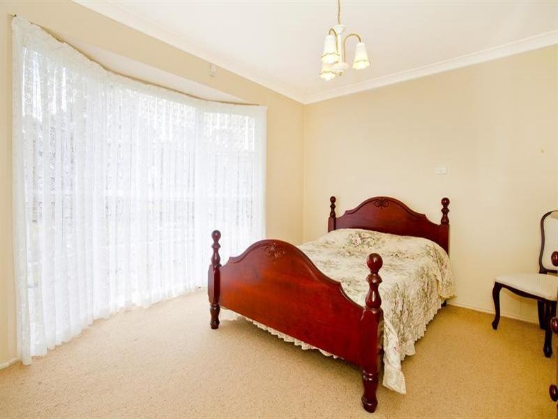 3 Julia Close, West Hoxton NSW 2171