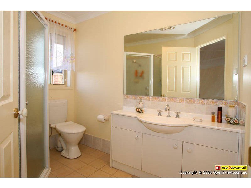 West Hoxton NSW 2171