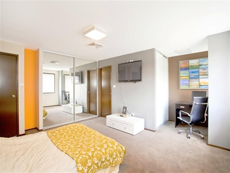 27 Packard Place, Horningsea Park NSW 2171